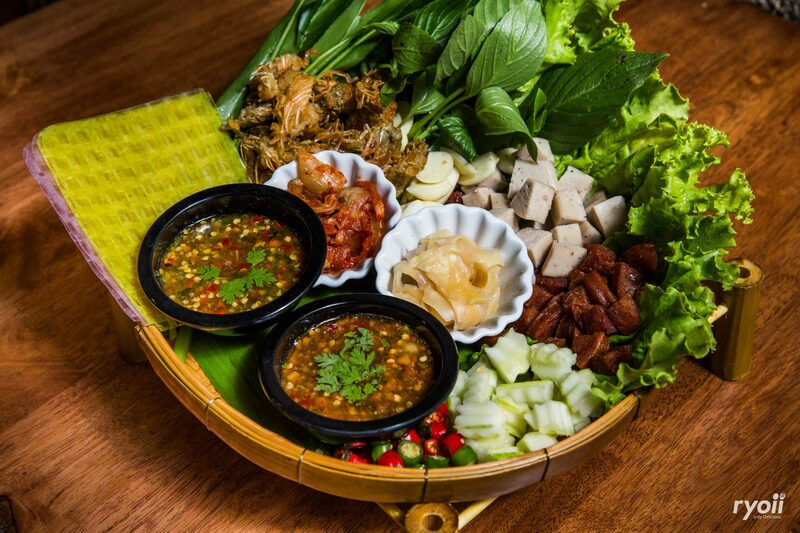 รวมร้านคาวหวาน สะพานควาย : 13 ร้าน กินแบบร้ายๆ อิ่มอร่อย!
