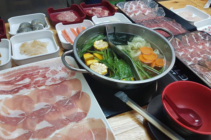 top 7+ ร้านบุฟเฟ่ต์อ่อนนุช 2567 ปิ้งย่างชาบู หมูกระทะ ย่างเนย หมาล่า อร่อยสุดฟิน กินได้เต็มที่