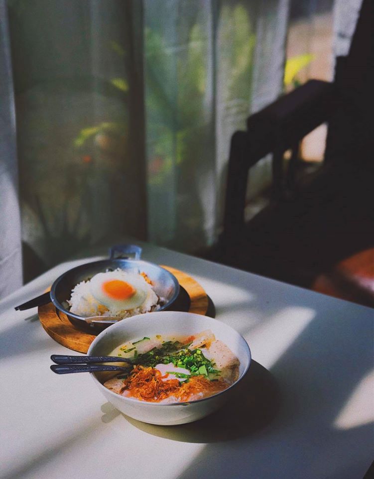 รวม 10 คาเฟ่จันทบุรี คาเฟ่บรรยากาศดีน่าถ่ายรูป พร้อมเสิร์ฟเมนูเด็ดทั้งเบเกอรี่และกาแฟ!