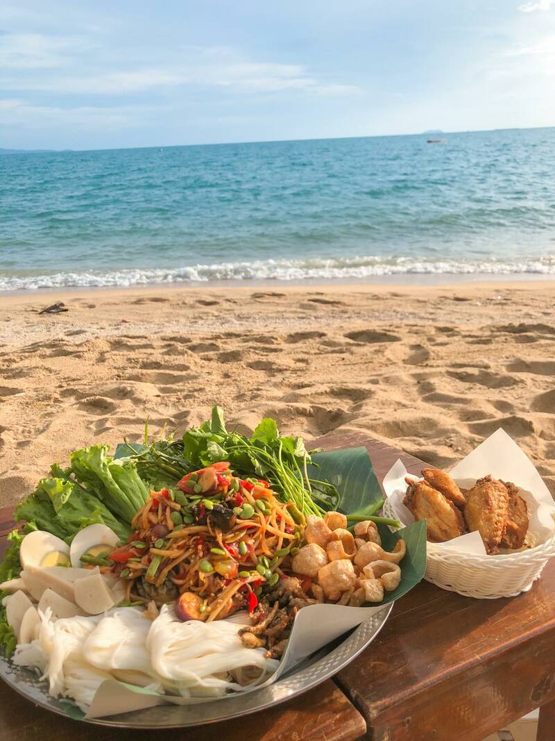 top 8+ ร้านอาหารติดทะเลหาดจอมเทียน พัทยา พิกัดใกล้กรุงเทพฯ ต้องมา!!!