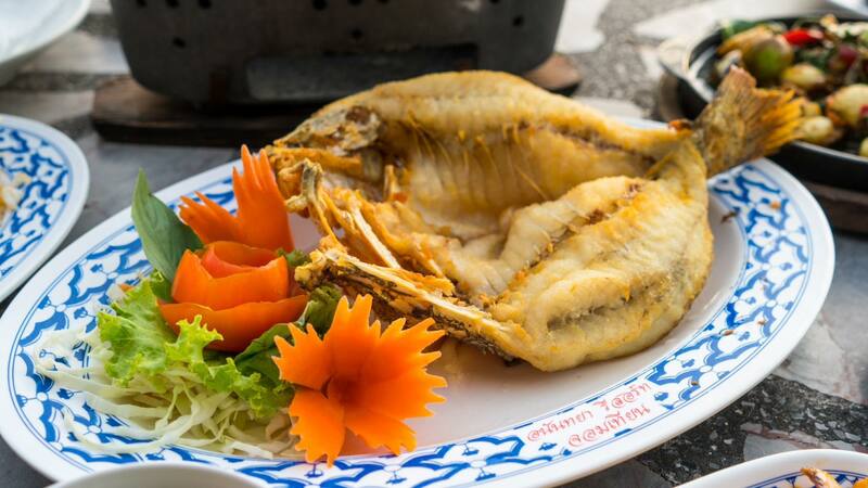 top 8+ ร้านอาหารติดทะเลหาดจอมเทียน พัทยา พิกัดใกล้กรุงเทพฯ ต้องมา!!!