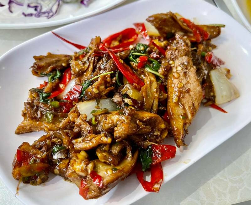 ร้านข้าวต้ม พัทยา : รวมร้านข้าวต้มเจ้าเด็ด เจ้าดัง ขาประจำพัทยาต้องรู็จัก! (พิกัด พัทยา-ชลบุรี)