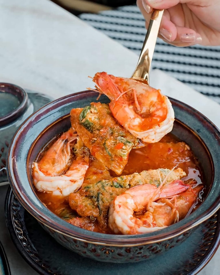 ร้านอาหารในสวน บรรยากาศดีในกรุงเทพ นั่งชิลได้ทั้งกลุ่มเพื่อนและครอบครัว