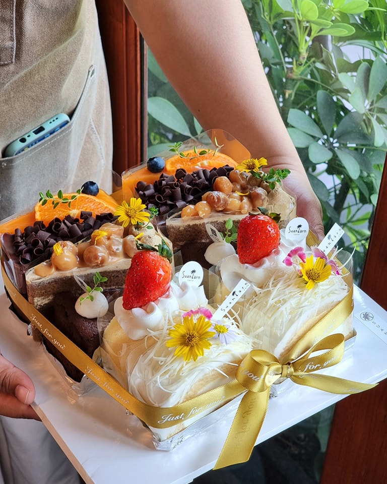ร้านอาหารในสวน บรรยากาศดีในกรุงเทพ นั่งชิลได้ทั้งกลุ่มเพื่อนและครอบครัว