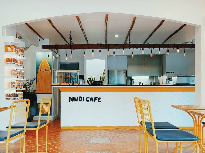 รวมคาเฟ่น่านั่ง พัทยา : รวมคาเฟ่บรรบยากาศดี พัทยา - นาเกลือ บรรยากาศดี น่าถ่ายรูป #ไม่ควรพลาด!!!!!!