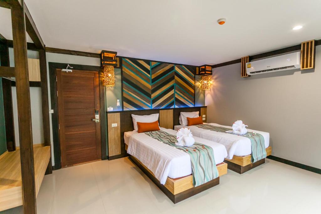 chaokoh phi phi hotel & resort, hip seaview resort @ phi phi, p2 wood loft, phi phi cliff beach resort, phi phi coco beach resort, phi phi harbour view hotel, phi phi island village beach resort, phi phi nice beach hotel hip, phi phi the beach resort, pp mountain beach resort, pp princess resort, villa 360 resort and spa, zeavola hotel, ชาวเกาะ พีพี โฮเต็ล แอนด์ รีสอร์ต, ที่พักพีพี, ที่พักพีพี 2024, ที่พักพีพี 2567, ที่พักเกาะพีพี, ที่พักเกาะพีพี 2024, ที่พักเกาะพีพี 2567, ที่พักเกาะพีพี ติดทะเล, ที่พักเกาะพีพี ติดทะเล 2024, ที่พักเกาะพีพี ติดทะเล 2567, ที่พักเกาะพีพี ติดหาด, ที่พักเกาะพีพีดอน, พาราไดส์ รีสอร์ท พีพี, พี2 วูดลอฟต์, พีพี ปรินเซส รีสอร์ท, พีพี ลองบีช รีสอร์ท แอนด์ วิลล่า, พีพี ฮาร์เบอร์วิว โฮเต็ล, พีพี เดอะ บีช รีสอร์ท, พีพี เมาน์เท็น บีช รีสอร์ท, พีพี โคโค่ บีช รีสอร์ท, พีพี ไนซ์ บีช โฮเต็ล ฮิป, พีพี ไอส์แลนด์ วิลเลจ บีช รีสอร์ท, พีพีคลิฟ บีช รีสอร์ท, วิลล่า 360 รีสอร์ท แอนด์ สปา, ฮิปซีวิวรีสอร์ทแอทพีพี, เกาะพีพี, เกาะพีพีดอน, โรงแรมซีโวล่า, top 15+ ที่พักเกาะพีพี [กรกฎาคม 2024] ติดทะเล วิวสวย จังหวัดกระบี่
