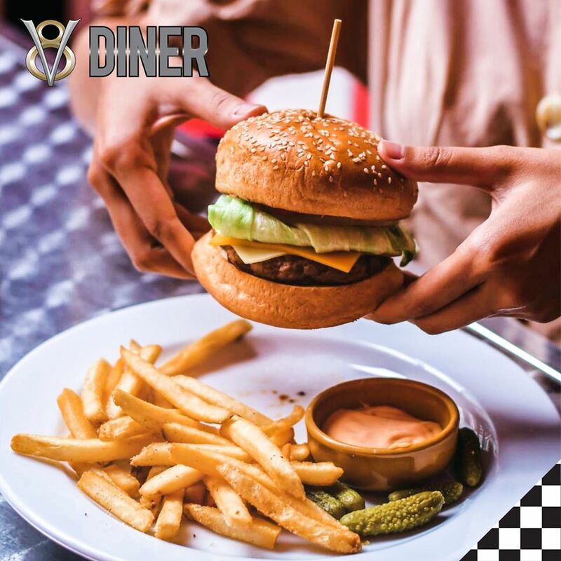 top 10+ ร้านอาหารอเมริกัน เบอร์เกอร์ชีสเยิ้มไส้ทะลัก สเต็กเนื้อนุ่มชุ่มฉ่ำในย่านสุขุมวิท