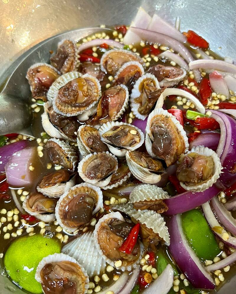 ร้านยำต่อคิว! :: รวมร้านยำแซ่บๆ เด็ดๆ ที่ต้องมีความอดทน ต้องต่อคิว #รับประกันความแซ่บ!!