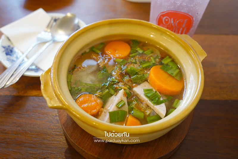 once upon a tree cafe เสรีไทย, ร้านกาแฟเสรีไทย, คาเฟ่เสรีไทย, once upon a tree cafe  คาเฟ่อบอุ่น สไตล์บ้านชนบทอังกฤษ