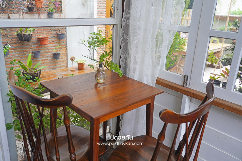 once upon a tree cafe เสรีไทย, ร้านกาแฟเสรีไทย, คาเฟ่เสรีไทย, once upon a tree cafe  คาเฟ่อบอุ่น สไตล์บ้านชนบทอังกฤษ