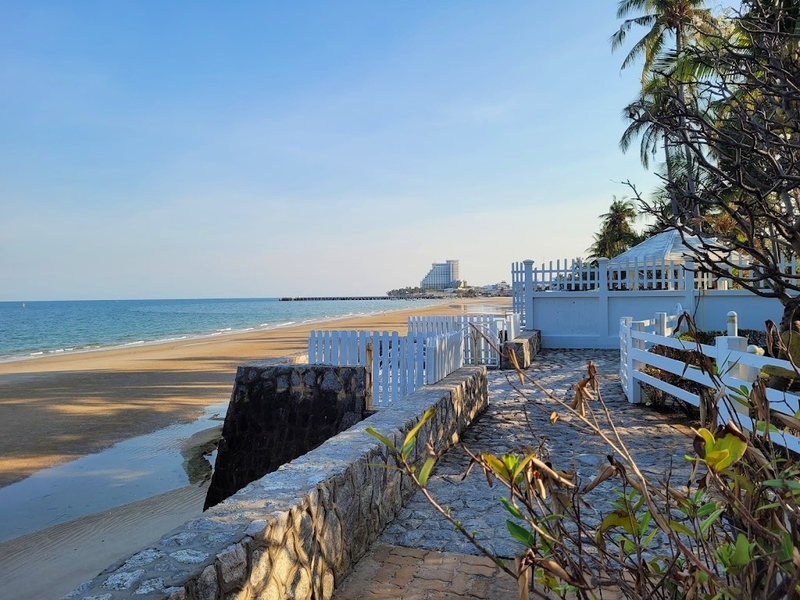 1d+ day artist, air space, air space hua hin, bamp beach & cafe, bamp cafe, bella costa, bonnie on the beach, coco & coff, drip rim lay, drip rim lay huahin, eureka beach cafe, eureka nitro coffee, iko camp & cafe, matapita, matapita cafe, memory house cafe, memory house cafe huahin, molley coffee stand, oneddayartist, pineapple surf club, rimpha chomview, s&039;more cafe, skoop beach café, sugar bloom, the moment cafe and craft, tumlay cafe & bar, tumlay cafe & bar huahin, turtle bay, turtle bay hua hin, คาเฟ่หัวหิน, คาเฟ่หัวหิน 2023, คาเฟ่หัวหิน 2024, คาเฟ่หัวหิน 2566, คาเฟ่หัวหิน 2567, คาเฟ่ใกล้ฉัน, ชูก้าบลูม คาเฟ่, บ้านใกล้วัง, บ้านใกล้วัง หัวหิน, ประจวบคีรีขันธ์ คาเฟ่, ยูเรก้าบีชคาเฟ่, ร้านอาหารไทย หัวหิน, ริมผาชมวิว, วังไกลกังวล, หัวหิน, หัวหิน 2024, อีโก้ แคมป์ แอนด์ คาเฟ่, เซิร์ฟคลับ หัวหิน, เดอะโมเม้นคาเฟ่, เมมโมรี่เฮ้าส์, โรงแรม veranda, top 20+ คาเฟ่หัวหิน [กรกฎาคม 2024] นั่งจิบกาแฟเย็น ๆ รับลมริมทะเลฟิน ๆ พร้อมมุมถ่ายรูปสุดจึ้ง!