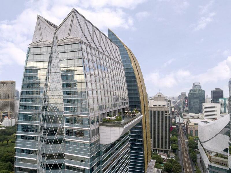 capella bangkok, carlton hotel bangkok sukhumvit, four seasons hotel bangkok, kimpton maa-lai hotel, park hyatt bangkok, rosewood bangkok, siam kempinski hotel bangkok, the athenee hotel, the okura prestige bangkok, waldorf astoria bangkok, คาร์ลตัน กรุงเทพ สุขุมวิท, คาเพลลา แบงคอก, คิมป์ตัน มาลัย, ดิ แอทธินี, ดิโอกุระ เพรสทีจ, พาร์ค ไฮแอท, วอลดอร์ฟ แอสทอเรีย, สยาม เคมปินสกี้ กรุงเทพ, โฟร์ซีซั่น แบงคอก, โรงแรม 5 ดาว, โรงแรม 5 ดาว กทม, โรงแรม 5 ดาว กทม 2021, โรงแรม 5 ดาว กทม 2564, โรงแรม 5 ดาว กรุงเทพ, โรงแรม 5 ดาว กรุงเทพ 2021, โรงแรม 5 ดาว กรุงเทพ 2022, โรงแรม 5 ดาว กรุงเทพ 2564, โรงแรม 5 ดาว กรุงเทพ 2565, โรงแรมหรู กรุงเทพ, โรงแรมหรู กรุงเทพ 2021, โรงแรมหรู กรุงเทพ 2022, โรงแรมหรู กรุงเทพ 2564, โรงแรมหรู กรุงเทพ 2565, โรสวูด แบงคอก, top 10+ โรงแรมสุดหรู ใจกลางกรุงเทพฯ พักผ่อนอย่างเหนือระดับ บริการสุดประทับใจ