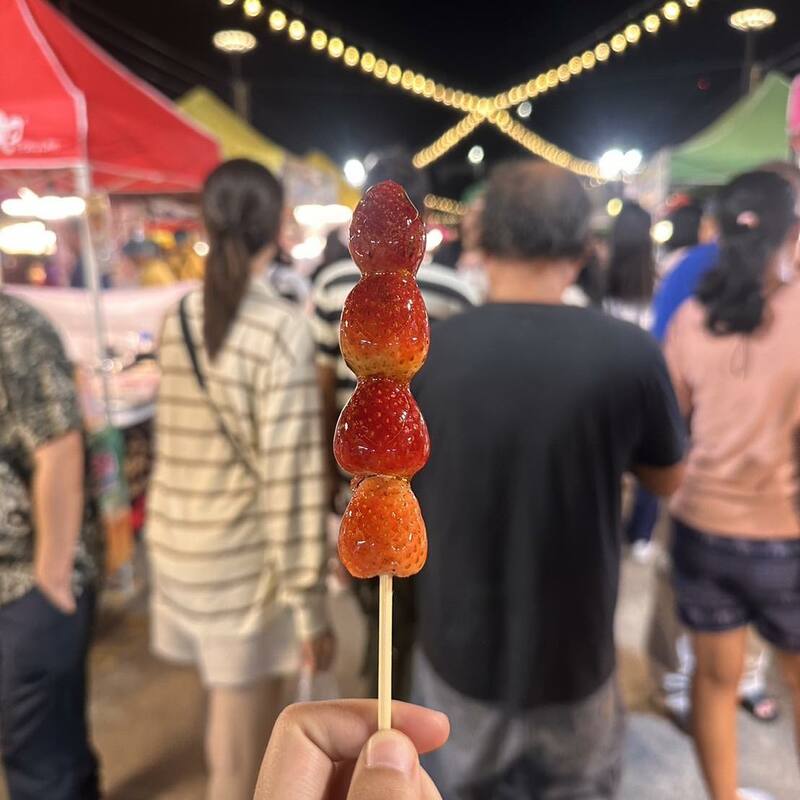 รวม 12 ตลาดนัดกลางคืน แหล่งกิน แหล่งชิม แหล่งช็อปแบบสุดฟินยามค่ำคืน!