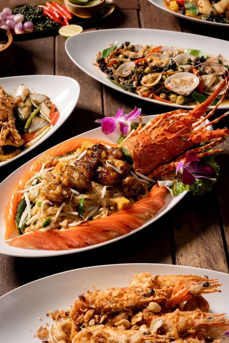 รวมร้านอาหารภูเก็ต 2567 ร้านอร่อย ร้านดัง ร้านอาหารเก่าแก่ ที่เมื่อไปภูเก็ตแล้วต้องแวะ!!