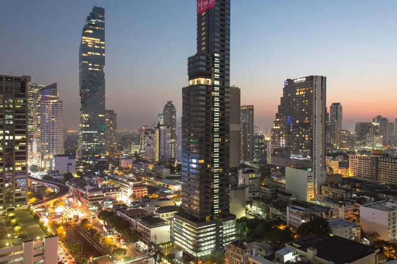 1. โรงแรมอัมรา กรุงเทพ, 2. Grande Centre Point Surawong, 3. Red Planet Bangkok Surawong, 4. โรงแรม เดอะ สยาม เฮอริเทจ, 5. Bangkok Marriott Hotel The Surawongse, 6. Kokotel Bangkok Surawong, 7. The Tarntawan Hotel Surawong, 8. เดอะ รายา สุรวงศ์ กรุงเทพ, 9. เลอ เมอริเดียน กรุงเทพฯ, 10. De Arni Bangkok, 11. Beanstalk Bangkok, 12. 56 Surawong Hotel Bangkok, 13. เตียง สตูดิโอ, 14. G Boutique Surawong Bangkok, 15. Wall Street Inn Hotel, Top 15+ โรงแรมแถวถนนสุรวงศ์ สวยๆ น่านอนพักผ่อน