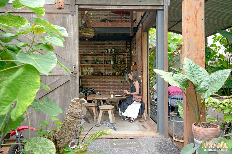 คาเฟ่ปราจีนบุรี, by ใบ house & cafe, by ใบ house & cafe คาเฟ่สุดเท่ บรรยากาศสุดกรีน