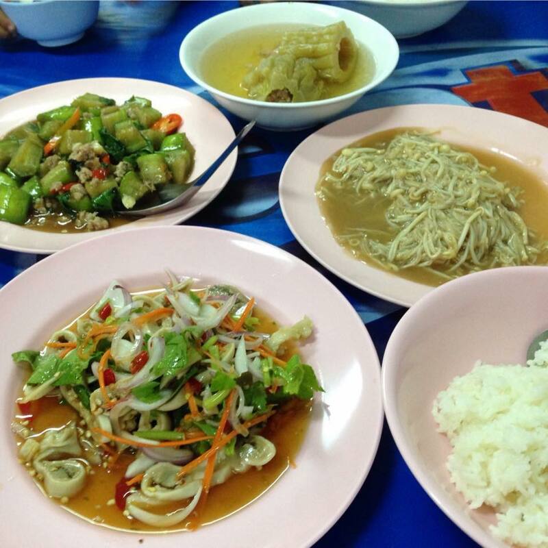 ร้านอาหารลำปาง : รวมร้านเด็ด เจ้าดังประจำจังหวัดลำปาง (ไม่ควรพลาด!)