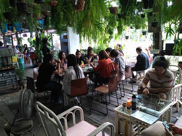 top 5+ ตลาดนัดในกรุงเทพฯ ช้อปเพลิน ของกินเพียบ