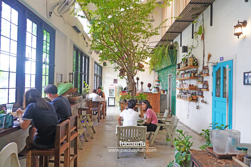 Cafe de Flore  นนทบุรี