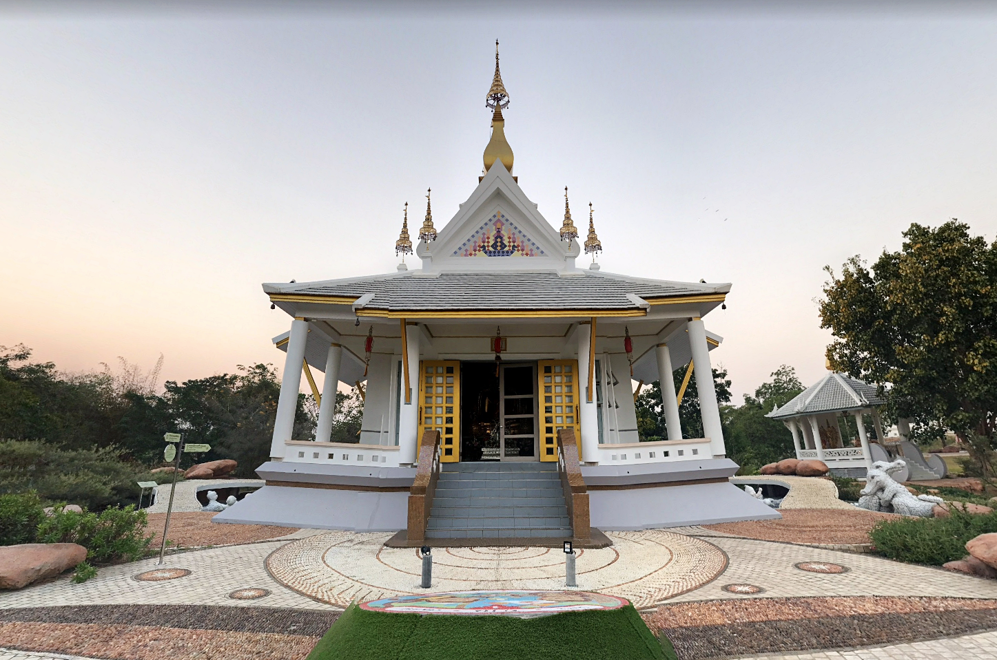 กู่เปือยน้อย, ขอนแก่น, จังหวัดขอนแก่น, จุดชมวิวช้างหินสี, จุดชมวิวหินช้างสี, ตลาดต้นตาล, ถนนคนเดินขอนแก่น, ที่เที่ยวขอนแก่น, ที่เที่ยวขอนแก่น 2567, น้ำตกตาดฟ้า, น้ำตกตาดฟ้า ภูเวียง, น้ำตกบ๋าหลวง, บึงแก่นนคร, ปราสาทเปือยน้อย, พระธาตุกู่ทอง, พระธาตุขามแก่น, พระมหาธาตุแก่นนคร, พิพิธภัณฑ์ไดโนเสาร์ ภูเวียง, ภูผาม่าน, วนอุทยานน้ำตกบ๋าหลวง, วัดทุ่งเศรษฐี, วัดพระธาตุขามแก่น, วัดพระบาทภูพานคำ, วัดหนองแวง, สวนสัตว์ขอนแก่น, อุทยานแห่งชาติน้ำพอง, อุทยานแห่งชาติภูผาม่าน, เขื่อนอุบลรัตน์, เที่ยวขอนแก่น, เที่ยวขอนแก่น 2024, เที่ยวขอนแก่น 2567, top 25+ ที่เที่ยวขอนแก่น [กรกฎาคม 2024] เมืองน่าเที่ยวแดนอีสาน ที่ต้องแวะเช็คอิน