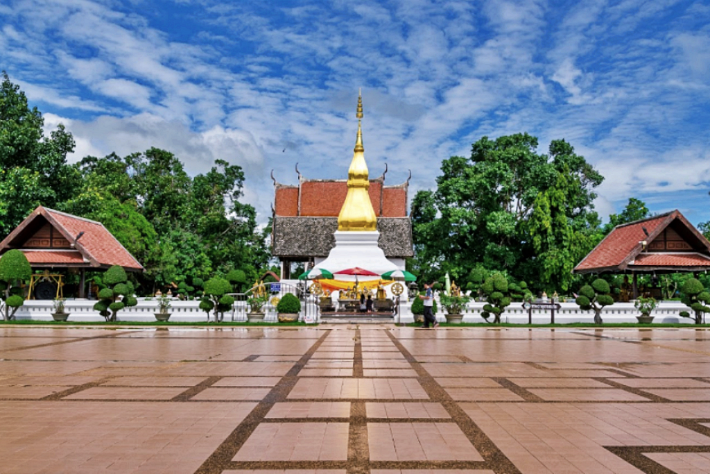 กู่เปือยน้อย, ขอนแก่น, จังหวัดขอนแก่น, จุดชมวิวช้างหินสี, จุดชมวิวหินช้างสี, ตลาดต้นตาล, ถนนคนเดินขอนแก่น, ที่เที่ยวขอนแก่น, ที่เที่ยวขอนแก่น 2567, น้ำตกตาดฟ้า, น้ำตกตาดฟ้า ภูเวียง, น้ำตกบ๋าหลวง, บึงแก่นนคร, ปราสาทเปือยน้อย, พระธาตุกู่ทอง, พระธาตุขามแก่น, พระมหาธาตุแก่นนคร, พิพิธภัณฑ์ไดโนเสาร์ ภูเวียง, ภูผาม่าน, วนอุทยานน้ำตกบ๋าหลวง, วัดทุ่งเศรษฐี, วัดพระธาตุขามแก่น, วัดพระบาทภูพานคำ, วัดหนองแวง, สวนสัตว์ขอนแก่น, อุทยานแห่งชาติน้ำพอง, อุทยานแห่งชาติภูผาม่าน, เขื่อนอุบลรัตน์, เที่ยวขอนแก่น, เที่ยวขอนแก่น 2024, เที่ยวขอนแก่น 2567, top 25+ ที่เที่ยวขอนแก่น [กรกฎาคม 2024] เมืองน่าเที่ยวแดนอีสาน ที่ต้องแวะเช็คอิน