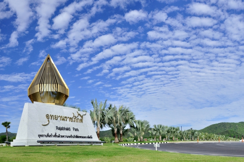 beachgoers, bueng bua nature education center, camping, cha-am-hua hin, crocodile show, drip rim lay, elastic walking, elephants show, flaming milk tea, fresh seafood, haad sam phraya, hin walking street, hua hin district, hua hin night market, hua hin safari & adventure park, huay mongkol temple, instagram spot, kaeng krachan national park, khao dang viewpoint, khao hin lek fai, khao hin lek fai view point, khao sam roi yot national park, khao takiab beach, khao tao reservoir, ladder walking, leisurely stroll, luxurious options, memory house, memory house cafe huahin, near bangkok, pa la-u waterfall, panoramic view, phraya nakron cave, popular seaside, prachuap khiri khan, pranburi dam, pranburi forest park, pranburi river, rajabhakti park, regent beach, rope climbing, sai noi beach, sam phraya beach, seen space hua hin, skoop beach cafe hua hin, suan son beach, suan son pradipat, suan son pradiphat, thao kosa forest park, three sugar palms, three sugar palms at paknam pran, tigers show, top seacret beach cafe, tree top adventure park huahin, vana nava water jungle, vana varin resort, wat khao takiab, zip lines, จุดชมวิว เขาหินเหล็กไฟ, ชายหาดหัวหิน, ซีนสเปซ หัวหิน, ตลาดชิเคด้า, ตลาดแทมมารีน, ตลาดโต้รุ่งหัวหิน, ถนนคนเดินหัวหิน, ที่เที่ยวหัวหิน, ที่เที่ยวหัวหิน 2024, ที่เที่ยวหัวหิน 2565, ที่เที่ยวหัวหิน 2567, วัดห้วยมงคล, วัดเขาตะเกียบ, สถานีรถไฟหัวหิน, สวนน้ำ วานา นาวา, สวนน้ำ วานา นาวา วอเตอร์ จังเกิ้ล, สวนสนประดิพัทธ์, หัวหิน, หัวหิน 2024, หัวหิน 2567, หาดสวนสน, หาดหัวหิน, หาดเขาตะเกียบ, อ่างเก็บน้ำเขาเต่า, อุทยานราชภักดิ์, เที่ยวหัวหิน, top 30+ ที่เที่ยวหัวหิน ยอดฮิต [กรกฎาคม 2024] พักผ่อนใกล้กรุง ผ่อนคลายไปกับธรรมชาติ