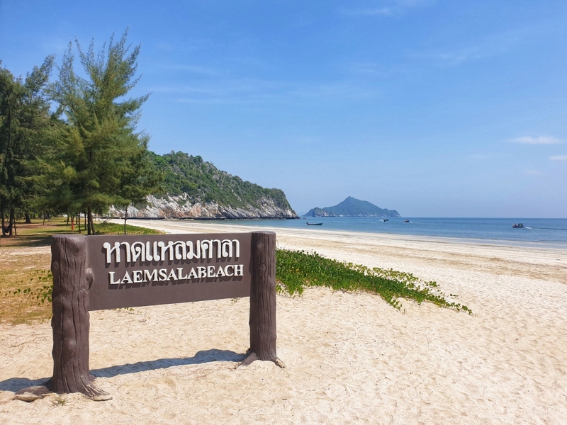 beachgoers, bueng bua nature education center, camping, cha-am-hua hin, crocodile show, drip rim lay, elastic walking, elephants show, flaming milk tea, fresh seafood, haad sam phraya, hin walking street, hua hin district, hua hin night market, hua hin safari & adventure park, huay mongkol temple, instagram spot, kaeng krachan national park, khao dang viewpoint, khao hin lek fai, khao hin lek fai view point, khao sam roi yot national park, khao takiab beach, khao tao reservoir, ladder walking, leisurely stroll, luxurious options, memory house, memory house cafe huahin, near bangkok, pa la-u waterfall, panoramic view, phraya nakron cave, popular seaside, prachuap khiri khan, pranburi dam, pranburi forest park, pranburi river, rajabhakti park, regent beach, rope climbing, sai noi beach, sam phraya beach, seen space hua hin, skoop beach cafe hua hin, suan son beach, suan son pradipat, suan son pradiphat, thao kosa forest park, three sugar palms, three sugar palms at paknam pran, tigers show, top seacret beach cafe, tree top adventure park huahin, vana nava water jungle, vana varin resort, wat khao takiab, zip lines, จุดชมวิว เขาหินเหล็กไฟ, ชายหาดหัวหิน, ซีนสเปซ หัวหิน, ตลาดชิเคด้า, ตลาดแทมมารีน, ตลาดโต้รุ่งหัวหิน, ถนนคนเดินหัวหิน, ที่เที่ยวหัวหิน, ที่เที่ยวหัวหิน 2024, ที่เที่ยวหัวหิน 2565, ที่เที่ยวหัวหิน 2567, วัดห้วยมงคล, วัดเขาตะเกียบ, สถานีรถไฟหัวหิน, สวนน้ำ วานา นาวา, สวนน้ำ วานา นาวา วอเตอร์ จังเกิ้ล, สวนสนประดิพัทธ์, หัวหิน, หัวหิน 2024, หัวหิน 2567, หาดสวนสน, หาดหัวหิน, หาดเขาตะเกียบ, อ่างเก็บน้ำเขาเต่า, อุทยานราชภักดิ์, เที่ยวหัวหิน, top 30+ ที่เที่ยวหัวหิน ยอดฮิต [กรกฎาคม 2024] พักผ่อนใกล้กรุง ผ่อนคลายไปกับธรรมชาติ