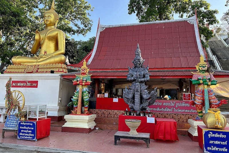 beachgoers, bueng bua nature education center, camping, cha-am-hua hin, crocodile show, drip rim lay, elastic walking, elephants show, flaming milk tea, fresh seafood, haad sam phraya, hin walking street, hua hin district, hua hin night market, hua hin safari & adventure park, huay mongkol temple, instagram spot, kaeng krachan national park, khao dang viewpoint, khao hin lek fai, khao hin lek fai view point, khao sam roi yot national park, khao takiab beach, khao tao reservoir, ladder walking, leisurely stroll, luxurious options, memory house, memory house cafe huahin, near bangkok, pa la-u waterfall, panoramic view, phraya nakron cave, popular seaside, prachuap khiri khan, pranburi dam, pranburi forest park, pranburi river, rajabhakti park, regent beach, rope climbing, sai noi beach, sam phraya beach, seen space hua hin, skoop beach cafe hua hin, suan son beach, suan son pradipat, suan son pradiphat, thao kosa forest park, three sugar palms, three sugar palms at paknam pran, tigers show, top seacret beach cafe, tree top adventure park huahin, vana nava water jungle, vana varin resort, wat khao takiab, zip lines, จุดชมวิว เขาหินเหล็กไฟ, ชายหาดหัวหิน, ซีนสเปซ หัวหิน, ตลาดชิเคด้า, ตลาดแทมมารีน, ตลาดโต้รุ่งหัวหิน, ถนนคนเดินหัวหิน, ที่เที่ยวหัวหิน, ที่เที่ยวหัวหิน 2024, ที่เที่ยวหัวหิน 2565, ที่เที่ยวหัวหิน 2567, วัดห้วยมงคล, วัดเขาตะเกียบ, สถานีรถไฟหัวหิน, สวนน้ำ วานา นาวา, สวนน้ำ วานา นาวา วอเตอร์ จังเกิ้ล, สวนสนประดิพัทธ์, หัวหิน, หัวหิน 2024, หัวหิน 2567, หาดสวนสน, หาดหัวหิน, หาดเขาตะเกียบ, อ่างเก็บน้ำเขาเต่า, อุทยานราชภักดิ์, เที่ยวหัวหิน, top 30+ ที่เที่ยวหัวหิน ยอดฮิต [กรกฎาคม 2024] พักผ่อนใกล้กรุง ผ่อนคลายไปกับธรรมชาติ
