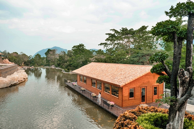 mulberry khaoyai, the birder’s lodge café & grill, yellow submarine coffee tank, ข้าวโพดหวาน ไร่สุวรรณ, ที่เที่ยวเขาใหญ่, ที่เที่ยวเขาใหญ่ 2022, ที่เที่ยวเขาใหญ่ 2023, ที่เที่ยวเขาใหญ่ 2024, ที่เที่ยวเขาใหญ่ 2565, ที่เที่ยวเขาใหญ่ 2566, ที่เที่ยวเขาใหญ่ 2567, ที่เที่ยวเขาใหญ่ ปากช่อง, น้ำตกเหวสุวัต, บ่อน้ำผุด เขาใหญ่, บ้านนอกคอกนา, ปาลิโอ เขาใหญ่, ฟาร์มโชคชัย, สระน้ำผุด ปากช่อง, สระน้ำผุด เขาใหญ่, อุทยานแห่งชาติเขาใหญ่, เขาใหญ่, เขาใหญ่ ที่เที่ยว, เที่ยวเขาใหญ่ 2024, เที่ยวเขาใหญ่ 2567, แรนโช ชาญวีร์ เขาใหญ่, ไร่มัลเบอร์รี่ เขาใหญ่, ไร่สุวรรณ, top 25+ ที่เที่ยวเขาใหญ่ [กรกฎาคม 2024] ถ่ายรูปสวย สไตล์ธรรมชาติ เที่ยวได้ทั้งครอบครัว
