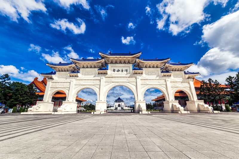 abc mart, beams, chiang kai-shek, chun shui tang, daan, daxi old street, easycard, fujin street, huashan 1914 creative park, jin feng braised pork rice, longshan temple, maokong gondola, memorial hall, michelin guide, miyahara ice cream, national palace museum, rainbow 6, shilin, shilin night market, sun yat-sen, taipei, taipei 101, taipei fish market, taipei zoo, xiao wulai skywalk, ximending, yongkang beef noodle, zhengbin fishing harbor, zhinan temple station, กระเช้าเมาคง, ก๋วยเตี๋ยวเนื้อ, ของกินซีเหมินติง, ขอพรวัดหลงซาน, ข้าวหน้าหมูตุ๋น, งานศิลปะ, จินเฟิงหลู่โร่วฟั่น, จีหลง, ช้อปปิ้งไต้หวัน, ชานมไข่มุก, ชุนชุ่ยถาง, ซีเหมินติง, ซื่อหลินไนท์มาร์เก็ต, ตลาดชุมชนเก่าต้าซี, ตลาดปลาไทเป, ถนนสายรุ้ง, ถนนสายรุ้งหมายเลข 6, ท่าเรือสีรุ้ง, ที่เที่ยวไต้หวัน, พิพิธภัณฑ์พระราชวังแห่งชาติ, มิยาฮาร่า, ย่านซีเหมินติง, วัดฉือจี้, วัดหลงซาน, สวนสัตว์ไทเป, สะพานลอยฟ้า, สาธารณรัฐจีน, หยกผักกาด, หยกหมูสามชั้น, อนุสรณ์สถานเจียงไคเช็ค, อนุสรณ์สถานแห่งชาติ, อ่างเก็บน้ำ, เกาสง, เกี๊ยวซอสพริก, เจดีย์มังกรเสือ, เจียงไคเช็ค, เถาหยวน, เที่ยวไต้หวัน, เที่ยวไต้หวัน 2024, เที่ยวไต้หวัน 2567, เที่ยวไทเป 2024, เที่ยวไทเป 2567, เมืองยอดนิยมในไต้หวัน, เสี่ยวอูไหล, ไต้หวัน, ไต้หวัน2024, ไต้หวันเที่ยวไหนดี, ไทจง, ไทเป, ไทเป101, top 30+ ที่เที่ยวไต้หวัน สตรีทฟู๊ดเจ้าดัง ช้อปปิ้งสบาย [อัปเดต 2024]