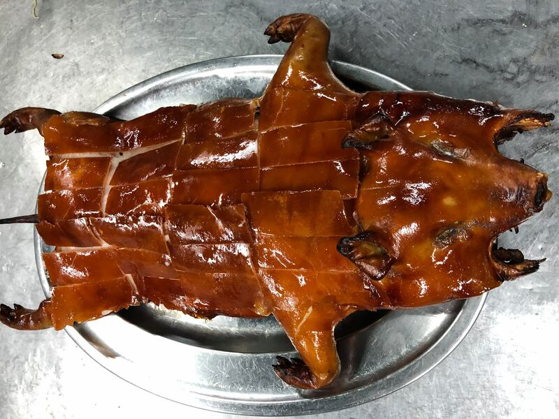 ร้านหมูหัน : ร้านอร่อย พิกัด กทม. หมูหันหนังกรอบย่างหอม ยอมอ้วนก็คราวนี้