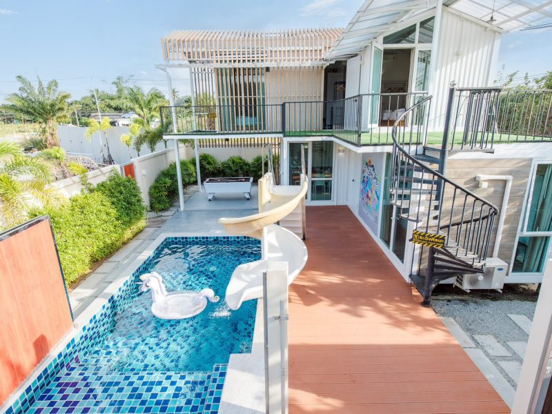 pool lay stay x3 poolvilla pattaya พักผ่อนกับครอบครัววันหยุด