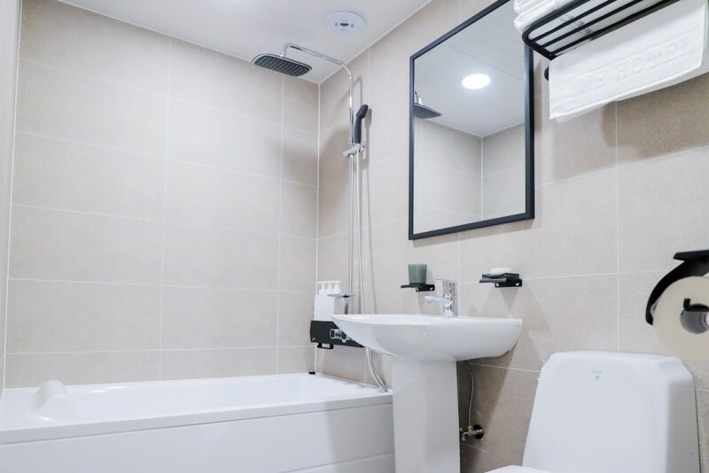 กรุงโซล, ที่พัก เกาหลี ราคาถูก, ที่พัก เกาหลี เมียงดง, ที่พัก เกาหลี ใกล้ รถไฟฟ้า, ที่พัก เมียง ดง ราคาถูก, ที่พักกรุงโซล, ที่พักกรุงโซล 2024, ที่พักกรุงโซล 2567, ที่พักย่านเมียงดง, ที่พักเกาหลี 2024, ที่พักเกาหลี 2567, ที่พักเกาหลี โซล, ที่พักเกาหลี โซล 2024, ที่พักเกาหลี โซล 2567, ที่พักเมียงดง, ที่พักเมียงดง 2024, ที่พักเมียงดง 2567, ที่พักโซล, ที่พักโซล เกาหลี, ที่พักโซล เกาหลี 2024, ที่พักโซล เกาหลี 2567, รีวิวที่พักเกาหลี, โรงแรมเมียงดง, top 15+ ที่พักเกาหลี [กรกฎาคม 2024] ย่านเมียงดง กรุงโซล เดินทางสะดวก ใกล้แหล่งท่องเที่ยว