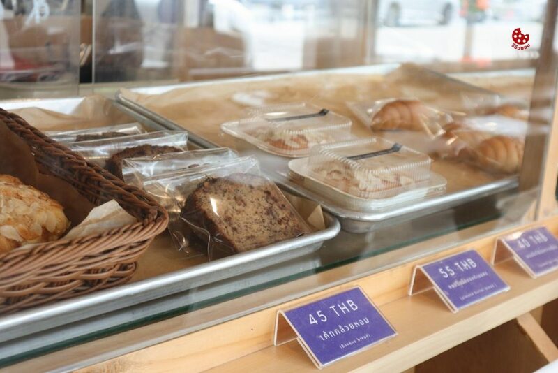 คาเฟ่ราคาหลักสิบย่านศิริมังคลาจารย์ Brew Fact