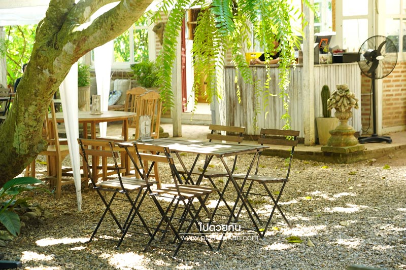 ร้านอาหารแม่ริม, ร้านอาหารม่อนแจ่ม, ม่อนแจ่ม, คาเฟ่ม่อนแจ่ม, คาเฟ่แม่ริม, the iron wood, ร้านกาแฟแม่ริม, the iron wood คาเฟ่มีสไตล์ ท่ามกลางสวน
