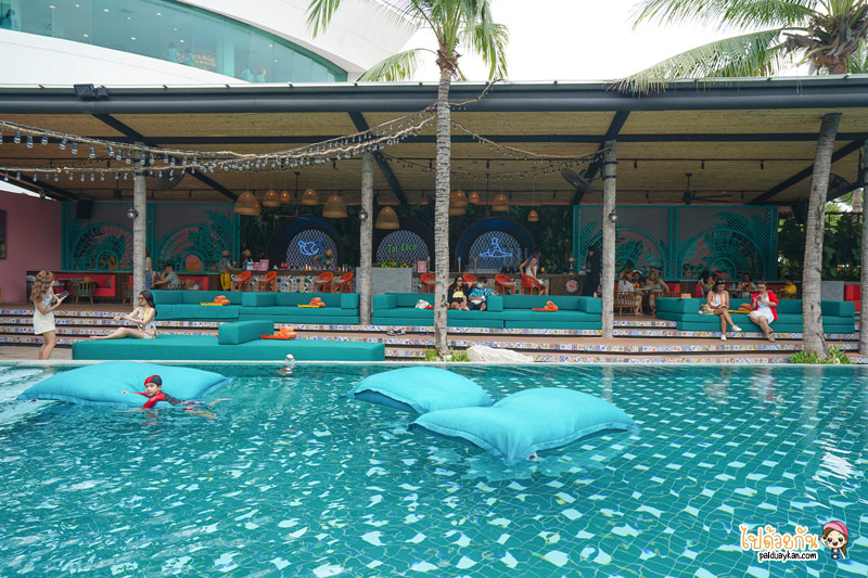 คาเฟ่พัทยา, fat coco  beach club, ร้านอาหารสไตล์ลาหลีพัทยา, คาเฟ่พัทยาถ่ายรูปสวย, fat coco พัทยา คาเฟ่สไตล์บาหลี สดใสได้ฟีลซัมเมอร์