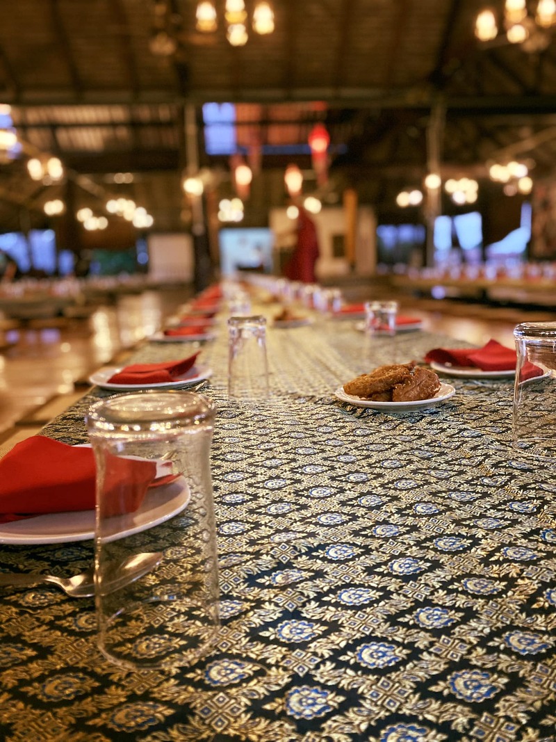 top 9+ ร้านขันโตก อาหารเหนือ สัมผัสประเพณีของภาคเหนือล้านนา จ๊าดลำเจ้า ทั้งกรุงเทพฯ เชียงใหม่ และจังหวัดอื่นๆ