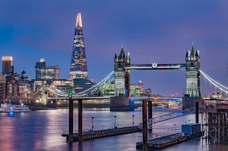 amorino gelato, buckingham palace, bun from home, changing the guard, cinnamon bun, elizabeth tower, england, harry potter, leadenhall market, london eye, natural history museum, palace of westminster, sky garden, spider-man, studio tour london, the shard, tower bridge, warner bros, wright brothers, ขนมปังลอนดอน, ชิงช้าสวรรค์ลอนดอน, ตลาดลอนดอน, ตึกที่สูงสุดในเมืองลอนดอน, ทาวเวอร์บริดจ์, พระราชวังบัคคิงแฮม, พระราชวังเวสต์มินสเตอร์, พิพิธภัณฑ์ประวัติศาสตร์ธรรมชาติ, วีซ่าอังกฤษ, สวนลอยฟ้าลอนดอน, สะพานทาวเวอร์บริดจ์, หอนาฬิกาบิ๊กเบน, เจลาโต้ดอกไม้, เดอะชาร์ด, เที่ยวลอนดอน 2024, เที่ยวลอนดอน 2566, เที่ยวลอนดอน 2567, เที่ยวอังกฤษ 2024, เปลี่ยนเวรยามของทหารอังกฤษ, แลนด์มาร์คอังกฤษ, แฮร์รี่ พอตเตอร์, ไอติมดอกไม้, top 12+ เที่ยวลอนดอน ประเทศอังกฤษ 2024 เช็คอินแลนด์มาร์คของเมือง ตื่นตากับสถานที่ถ่ายทำภาพยนตร์ระดับโลก