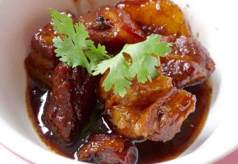 ปักหมุด 10 เมนูอาหารพื้นเมืองภูเก็ต พร้อมร้านเด็ด ที่เหล่านักชิม ต้องห้ามพลาด