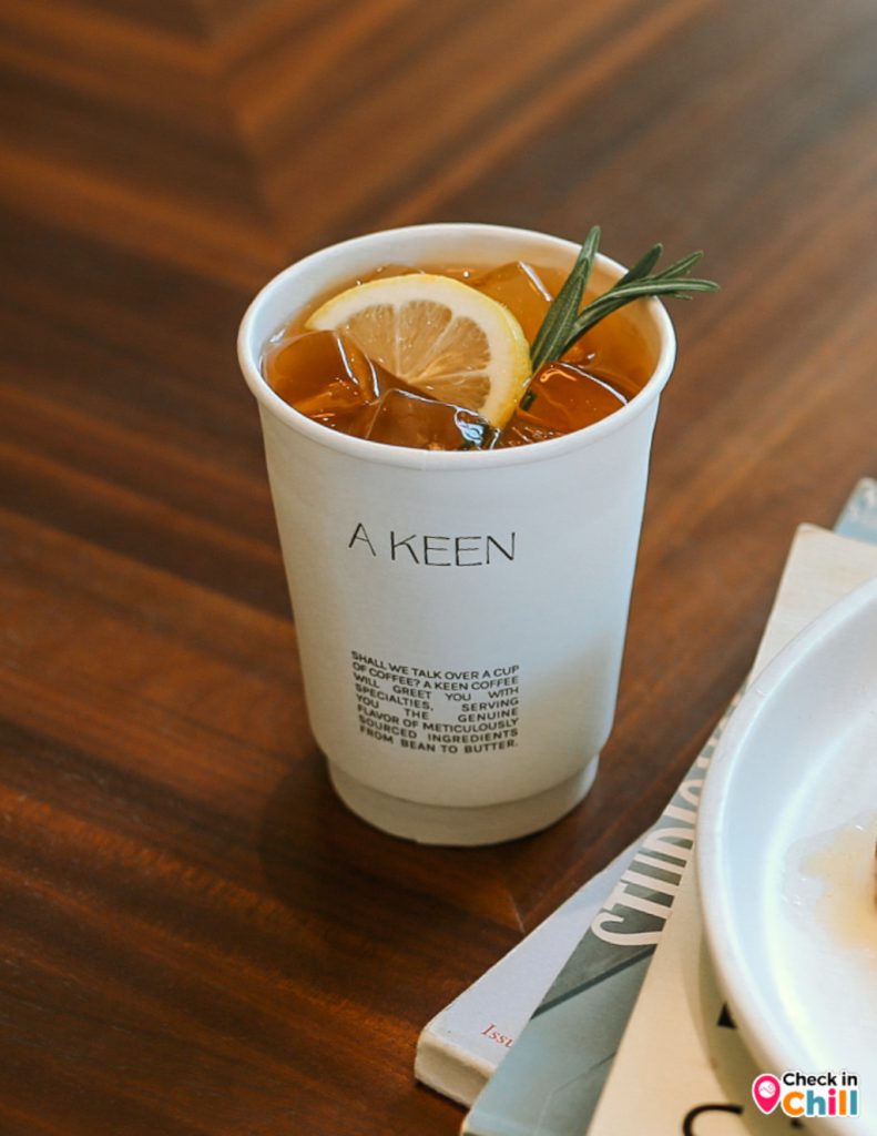 a keen, a keen cafe, a keen house, a keen house bangkok, a keen house menu, a keen house thailand, art gallery, cafe & art gallery, cafe & art gallery ทองหล่อ, คาเฟ่ทองหล่อ, คาเฟ่มินิมอล, คาเฟ่สีขาว, คาเฟ่สุขุมวิท, คาเฟ่ใกล้ฉัน, คาเฟ่ในกรุงเทพ, อะคลีนเฮาท์, รีวิว a keen house จากร้านเดลิเวอรี่ชื่อดัง สู่ cafe & art gallery สุดมินิมอล ที่ไวป์ดีสุด ๆ