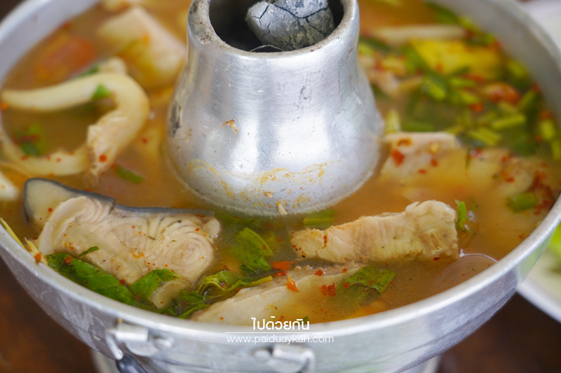 ครัวตาตีบ เขื่อนลำตะคอง, ร้านอาหารเขื่อนลำตะคอง, ร้านอาหารลําตะคอง วิวสวย, ครัวตาตีบ ร้านอาหารอร่อย บรรยากาศดี ริมเขื่อนลำตะคอง