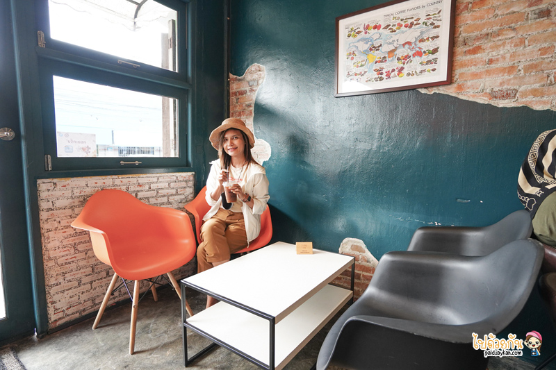 In dribs &lsquo;n drabs &nbsp;ร้านกาแฟสโลว์บาร์ ในบ้านเก่าสุดเก๋
