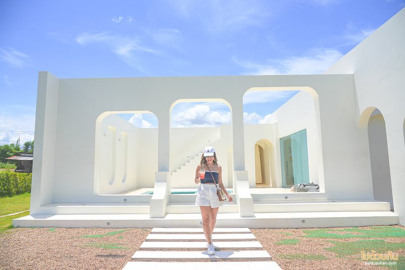 เที่ยวเขาใหญ่, คาเฟ่เขาใหญ่, monogram cafe khaoyai, โมโนแกรม คาเฟ่, monogram cafe khaoyai คาเฟ่มินิมอลเขาใหญ่ โทนสีขาว