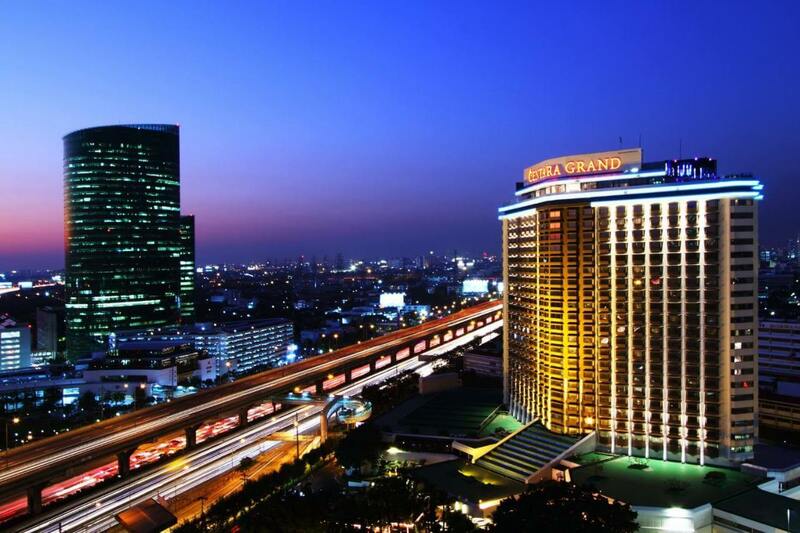 1. โรงแรมเซ็นทารา แกรนด์ แอท เซ็นทรัลพลาซา ลาดพร้าว, 2. เดอะ ควอเตอร์ลาดพร้าว แอท ลาดพร้าวฮิลล์ บายยูเฮชจี, 3. Benjarong Hotel Bangkok, 4. Apartelle Chatuchak Hotel, 5. มายเบด รัชดา, 6. The Bazaar Hotel Bangkok, 7. Double Bed Hotel, Top 7+ โรงแรมย่านลาดพร้าว ราคาถูก ใกล้ MRT ในระยะเดินได้!