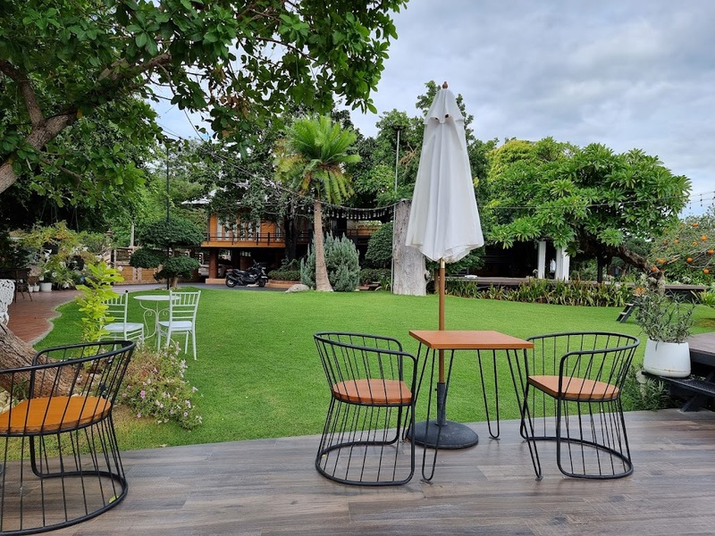 99 คาเฟ่, ninety nine cafe&chillbar, กาแฟเมืองเหน่อ, กินแฟ ดูฟาย, ที่เที่ยวสุพรรณ, ที่เที่ยวสุพรรณ 2023, ที่เที่ยวสุพรรณ 2566, ที่เที่ยวสุพรรณบุรี, ที่เที่ยวสุพรรณบุรี 2023, ที่เที่ยวสุพรรณบุรี 2566, น้ำตกพุม่วง, บึงฉวาก, ปางอุ๋งสุพรรณบุรี, พระบรมราชานุสรณ์ดอนเจดีย์, พิพิธภัณฑ์ลูกหลานพันธุ์มังกร, ยอดเขาเทวดา, วนอุทยานแห่งชาติพุม่วง, วัดชื่อดังสุพรรณบุรี, วัดป่าเลไลยก์วรวิหาร, วัดเขาดิน, วัดเขาดีสลัก, วัดเขาทำเทียม, วัดไผ่โรงวัว, สกายวอล์คสุพรรณบุรี, สวนเฉลิมภัทรราชินี, สวนแสดงพันธุ์สัตว์น้ำ สุพรรณบุรี, สวนแสดงพันธุ์สัตว์น้ำบึงฉวากเฉลิมพระเกียรติ, สามชุก, สามชุก ตลาดร้อยปี, สุพรรณบุรี, หมู่บ้านอนุรักษ์ควายไทย, หอคอยบรรหาร-แจ่มใส, อ่างเก็บน้ำลำตะเพิน, อ่างเก็บน้ำหุบเขาวง, อุทยานมังกรสวรรค์, อุทยานแห่งชาติพุเตย, เขื่อนกระเสียว, เมืองโบราณอู่ทอง, เสบียงนา คาเฟ่, ไร่ชมอิน, top 20+ ที่เที่ยวสุพรรณบุรี [กรกฎาคม 2024] สัมผัสธรรมชาติและวิธีชีวิตที่เรียบง่าย เมืองคนเหน่อ ไม่ไกลกรุงเทพ