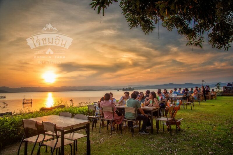 99 คาเฟ่, ninety nine cafe&chillbar, กาแฟเมืองเหน่อ, กินแฟ ดูฟาย, ที่เที่ยวสุพรรณ, ที่เที่ยวสุพรรณ 2023, ที่เที่ยวสุพรรณ 2566, ที่เที่ยวสุพรรณบุรี, ที่เที่ยวสุพรรณบุรี 2023, ที่เที่ยวสุพรรณบุรี 2566, น้ำตกพุม่วง, บึงฉวาก, ปางอุ๋งสุพรรณบุรี, พระบรมราชานุสรณ์ดอนเจดีย์, พิพิธภัณฑ์ลูกหลานพันธุ์มังกร, ยอดเขาเทวดา, วนอุทยานแห่งชาติพุม่วง, วัดชื่อดังสุพรรณบุรี, วัดป่าเลไลยก์วรวิหาร, วัดเขาดิน, วัดเขาดีสลัก, วัดเขาทำเทียม, วัดไผ่โรงวัว, สกายวอล์คสุพรรณบุรี, สวนเฉลิมภัทรราชินี, สวนแสดงพันธุ์สัตว์น้ำ สุพรรณบุรี, สวนแสดงพันธุ์สัตว์น้ำบึงฉวากเฉลิมพระเกียรติ, สามชุก, สามชุก ตลาดร้อยปี, สุพรรณบุรี, หมู่บ้านอนุรักษ์ควายไทย, หอคอยบรรหาร-แจ่มใส, อ่างเก็บน้ำลำตะเพิน, อ่างเก็บน้ำหุบเขาวง, อุทยานมังกรสวรรค์, อุทยานแห่งชาติพุเตย, เขื่อนกระเสียว, เมืองโบราณอู่ทอง, เสบียงนา คาเฟ่, ไร่ชมอิน, top 20+ ที่เที่ยวสุพรรณบุรี [กรกฎาคม 2024] สัมผัสธรรมชาติและวิธีชีวิตที่เรียบง่าย เมืองคนเหน่อ ไม่ไกลกรุงเทพ