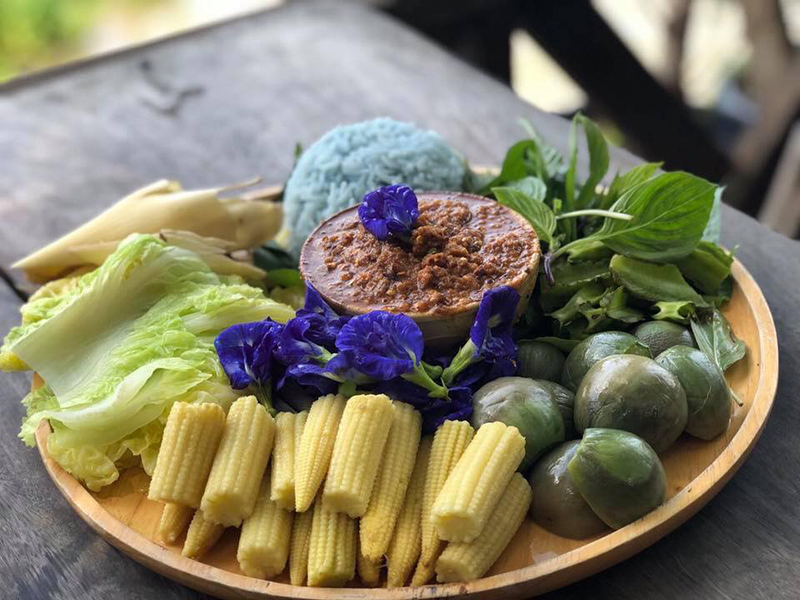 อยุธยา, top 10+ ร้านอาหารอยุธยา 2567 ร้านอร่อยริมน้ำ กุ้งแม่น้ำเผาตัวใหญ่