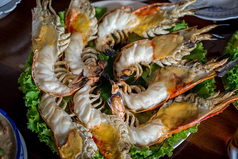 อยุธยา, top 10+ ร้านอาหารอยุธยา 2567 ร้านอร่อยริมน้ำ กุ้งแม่น้ำเผาตัวใหญ่