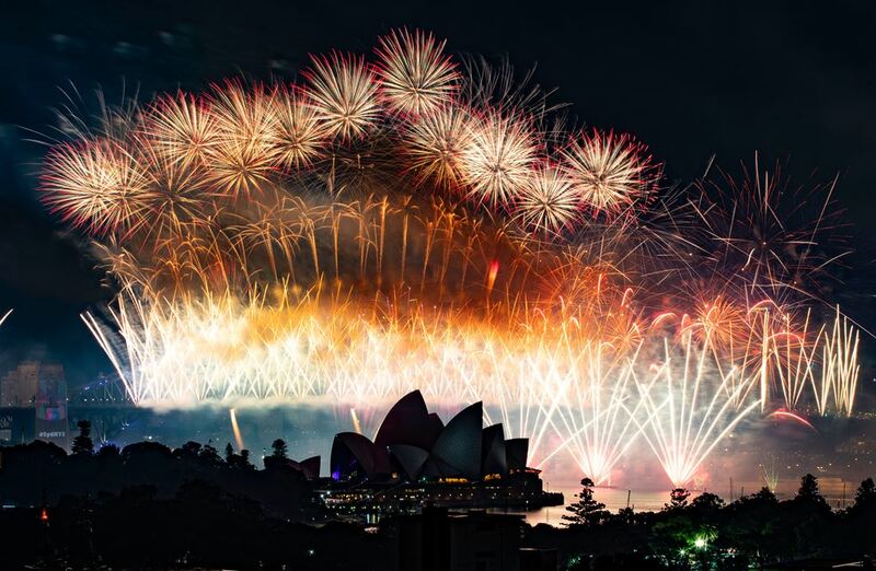 america, austin, australia, bosingak belfry, burj khalifa, eiffel tower, france, happy new year, harbour bridge, hkcec, hong kong, japan, korea, london, marina bay, new york, no limit! christmas, no limit! countdown 2024, singapore, sydney, sydney opera house, symphony of lights, taipei 101, taiwan, times square, united arab emirates, united kingdom, universal studio japan, universal studio singapore, victoria harbour, ซิดนีย์, ซิดนีย์ ออสเตรเลีย, ซิดนีย์โอเปร่าเฮาส์, ญี่ปุ่น, ตึกไทเป 101, ถนนแมนฮัตตัน, ทหารเกาหลี, นิวยอร์ก, บิ๊กเบน, พลุปีใหม่, พิธีตีระฆังโพชินกัง, พิพิธภัณฑ์ศิลปวิทยาศาสตร์, มาริน่า เบย์ แซนด์, มาริน่าเบย์, มาริน่าเบย์ สิงคโปร์, ยูนิเวอแซล สตูดิโอ เจแปน, ลอนดอน, ลอนดอน อายส์, ลอนดอนประเทศอังกฤษ, สหรัฐอาหรับเอมิเรตส์, สะพานฮาร์เบอร์ บริดจ์, สิงคโปร์ ฟลายเออร์, หอนาฬิกาบิ๊กเบน, หอระฆังโพชินกัง, หอไอเฟล, ออสติน โพส มาโลน, ออสเตรเลีย, อ่าววิคตอเรีย, อ่าววิคตอเรีย ฮ่องกง, ฮ่องกง, เกาหลี, เคาท์ดาวน์ 2024, เคาท์ดาวน์ต่างประเทศ, เคาท์ดาวน์ต่างประเทศ2024, เคาท์ดาวน์ปีใหม่, เทศกาลเคาท์ดาวน์, เบิร์จคาลิฟา, เมอร์ไลออน, ไต้หวัน, ไทม์สแควร์, ไทม์สแควร์ สหรัฐอเมริกา, top 10+ สถานที่เคาท์ดาวน์ต่างประเทศ 2024 พลุไฟอลังการ แสง สีจัดเต็ม!