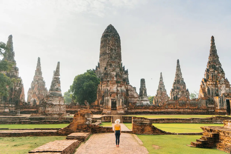 1. บ้านป้อมเพชร, 2. Sala Ayutthaya, 3. บ้านท้ายวัง รีสอร์ท อยุธยา, 4. iuDia Hotel, 5. บ้านไทยเฮ้าส์ (Baan Thai House), 6. Sala Bang Pa-in, 7. Nice Nite Campervans, 8. Phuttal Residence, 9. บ้านคุ้งธารา อยุธยา, 10. Cattani’s Riverside Home, 11. บ้านไม้ 87 เกสต์เฮ้าส์, 12. Home Ayutthaya, Top 12+ ที่พักอยุธยา ริมน้ํา ถ่ายรูปสวย พักผ่อนใกล้กรุงชิลล์ๆ
